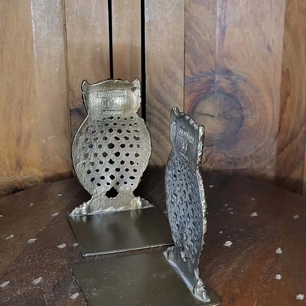Gold Tone Owl Bookends - Picture 9 of 15